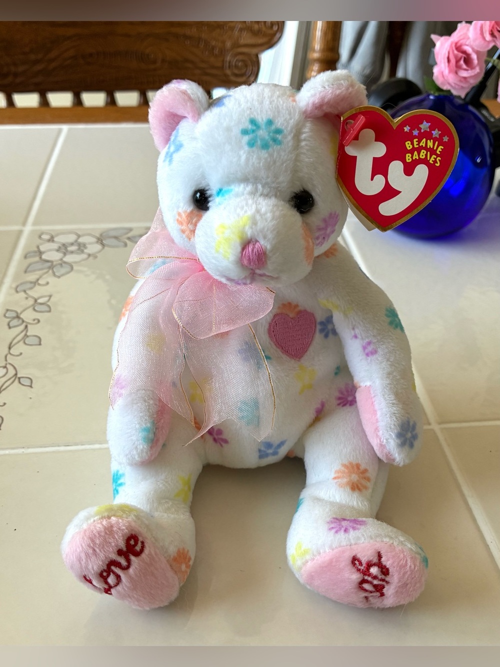 Ty Beanie Baby Floral White Plush MOM - e Bear with Pink Accents